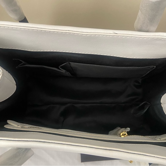 New Moschino Logo Tote Shopper Bag - Picture 3 of 9